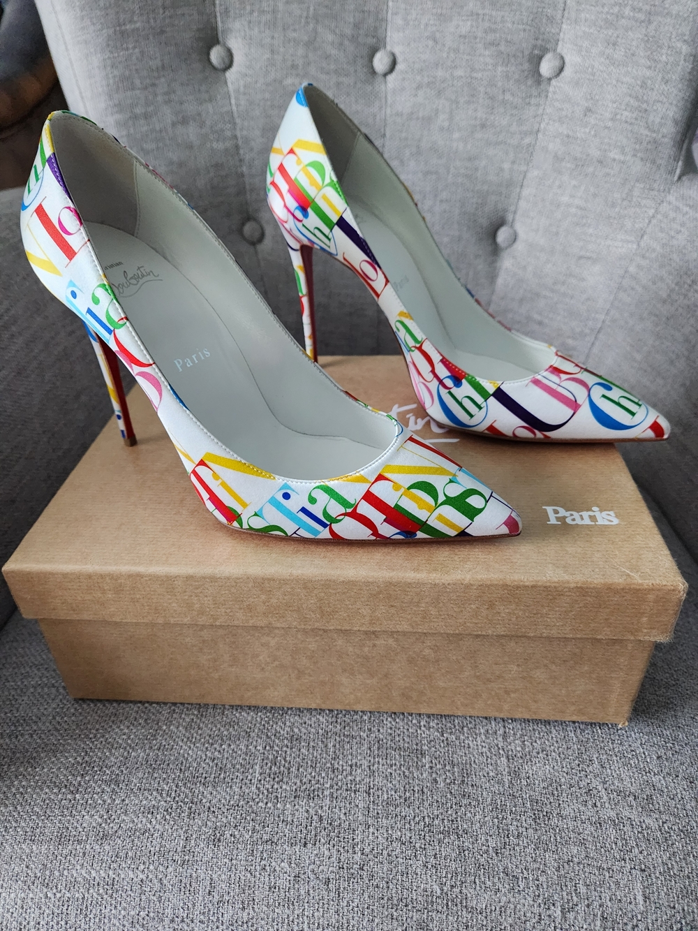 NEW Christian Louboutin Crepe Satin ABC Model / White-Multicolor Pumps - Picture 8 of 10